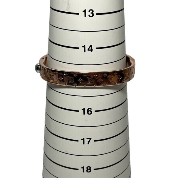 Louis Vuitton Rose Gold Luxury Bracelet - Picture 3 of 8